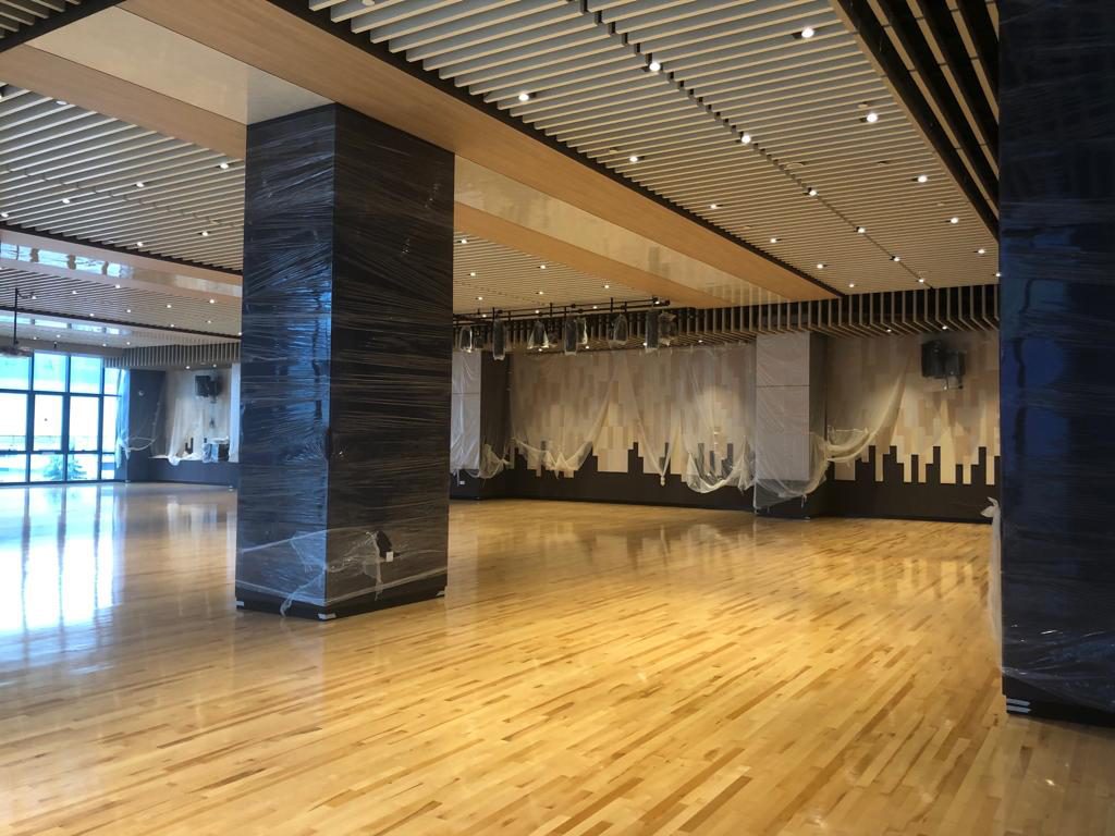 large interior space prepared for furniture delivery in singapore