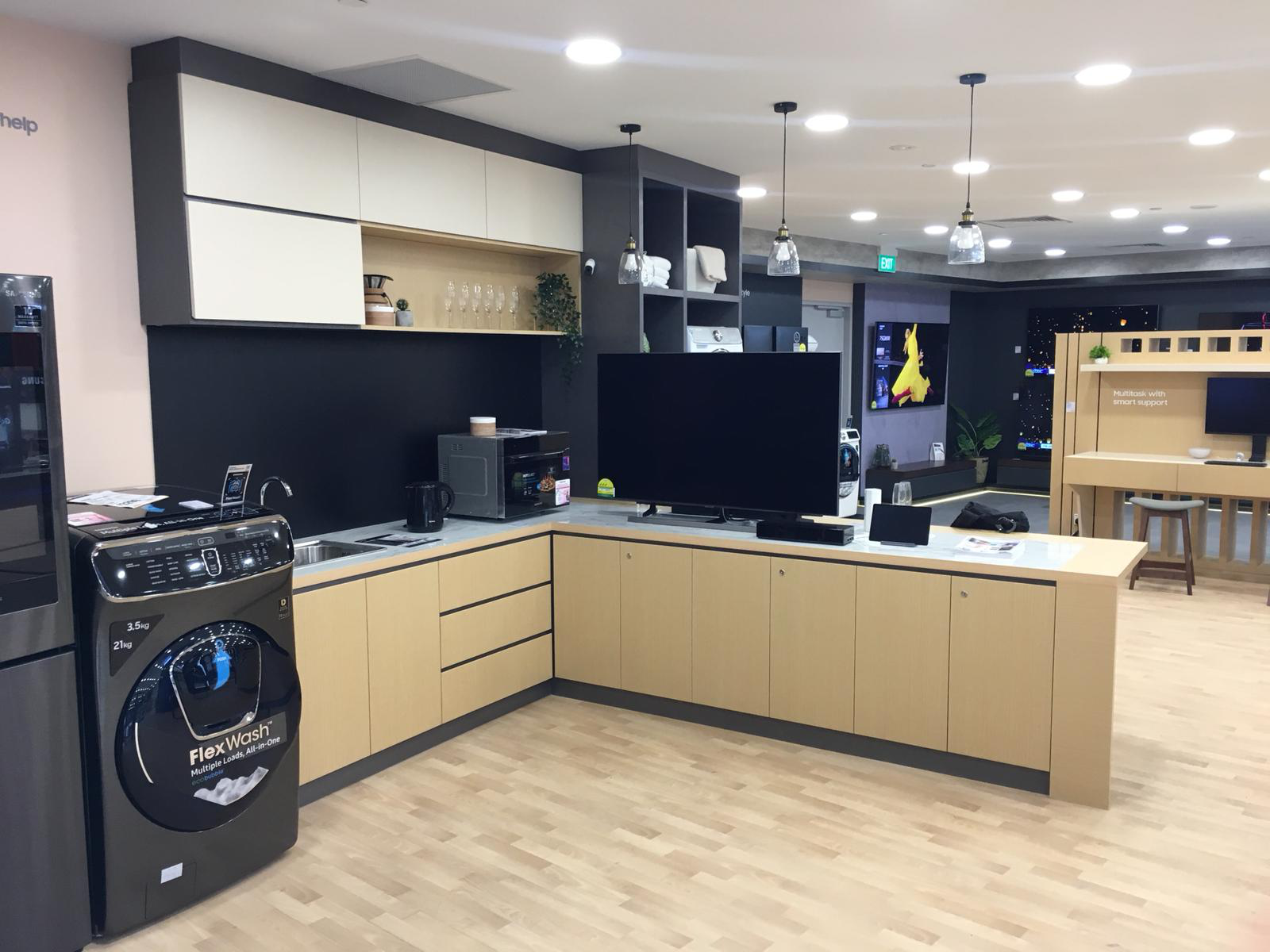 Luxury Retail Store Fit-Out in Singapore: Professional Installation for Premium Brand Environments imported retail display fixtures installed in a singapore showroom