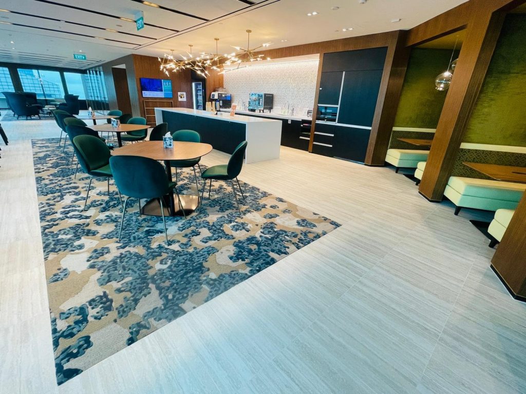 Phased FF&E Installation for Live Commercial Sites in Singapore: Renovating Without Shutting Down Operations rongda commercial office lounge singapore