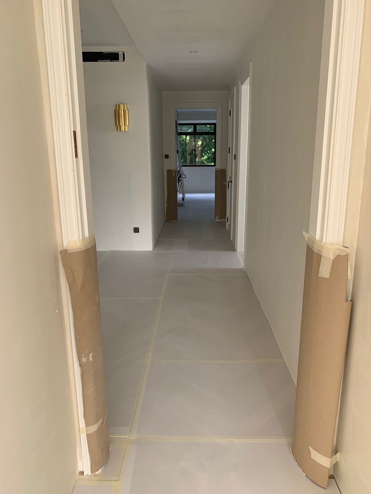 Installation-Ready Packing & Documentation for Imported Furniture to Singapore: How Overseas Factories Can Reduce Site Delays protected doorways and access route for imported furniture singapore