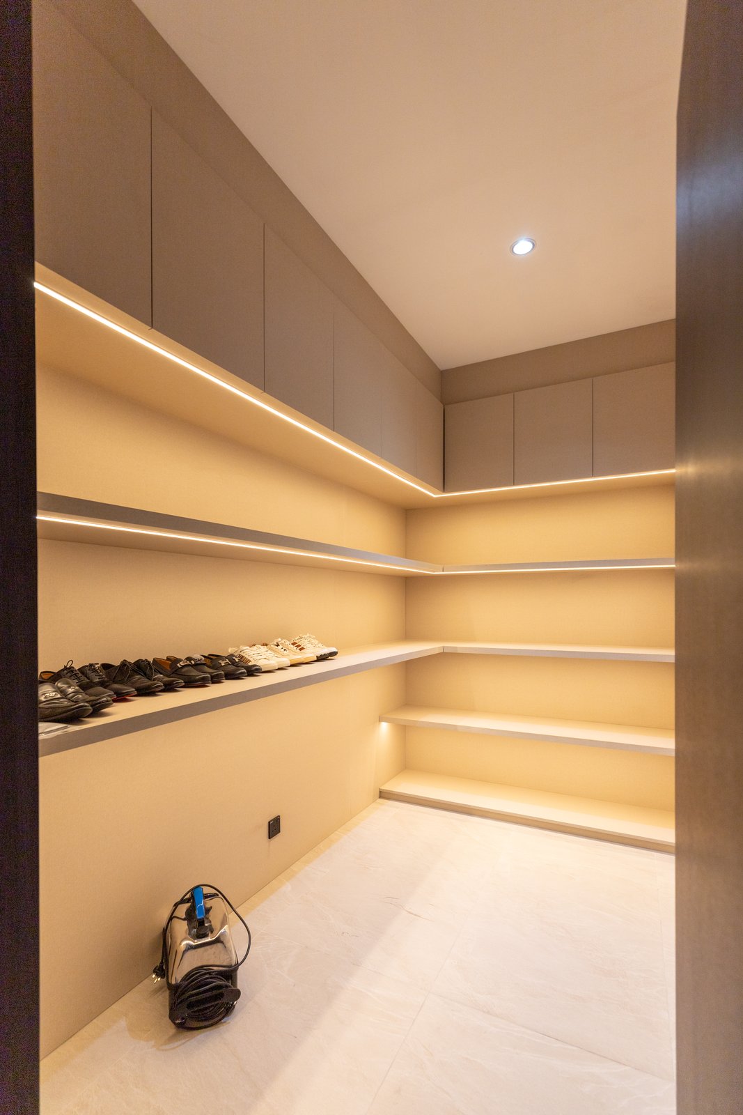 Dimensional Control for Imported Furniture in Singapore: Datums, Hold Points and Drawing Revisions Before the Factory Cuts bare unit recess and opening survey singapore