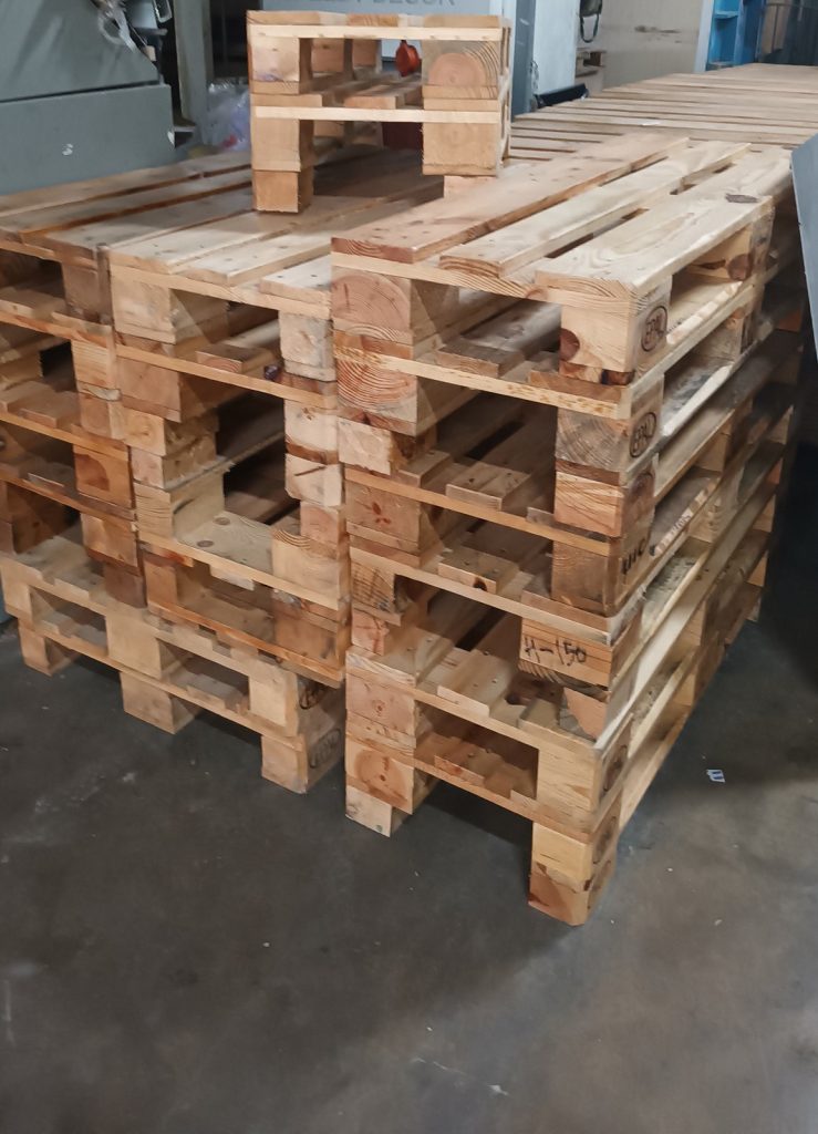 Container Unloading & FF&E Receiving in Singapore: Preventing Damage, Missing Parts and Installation Delays rongda cover ffe receiving warehouse singapore