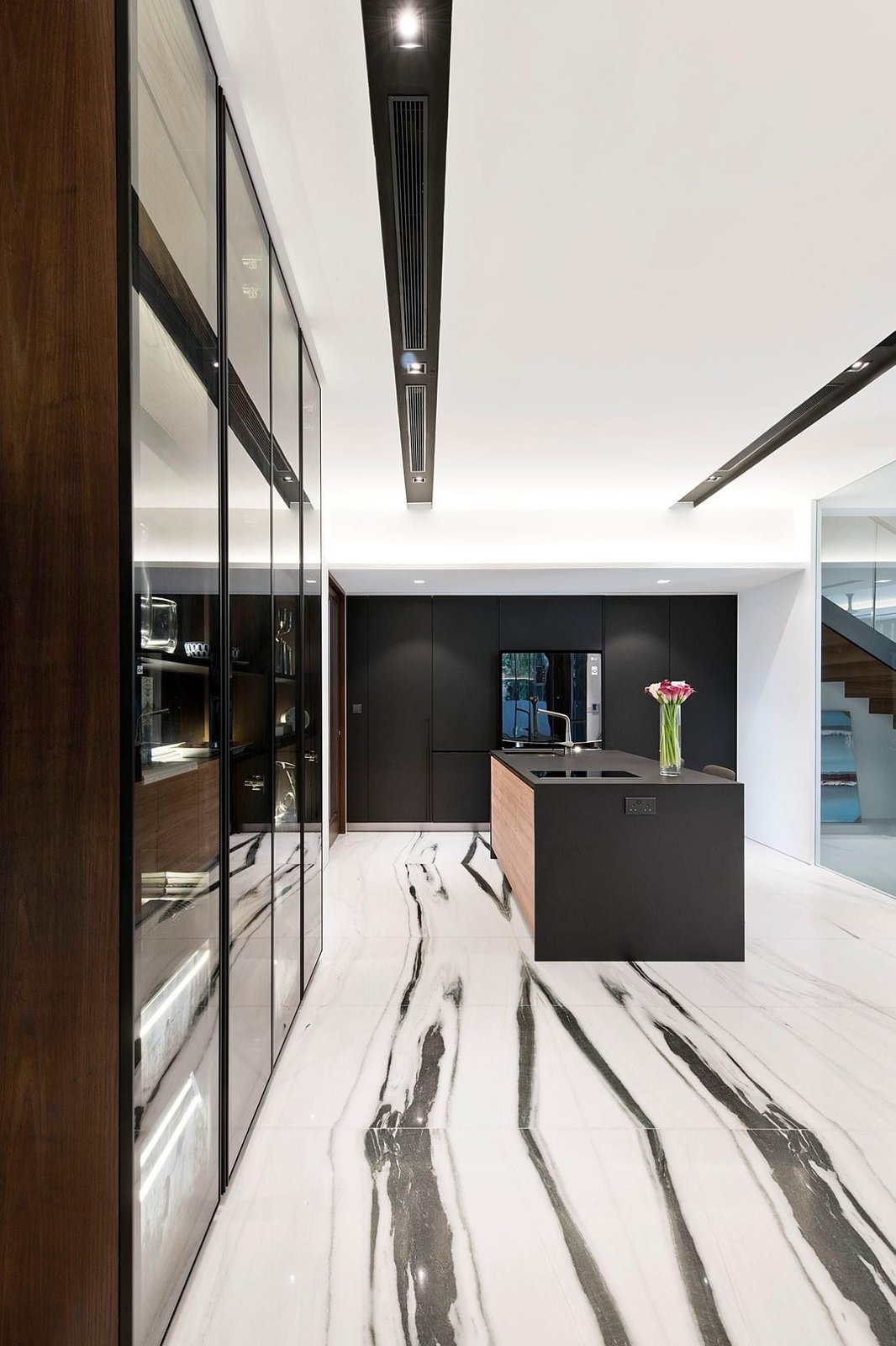 SCDF Fire-Safety Coordination for Interior Fit-Outs in Singapore: Submission Routes, Interfaces and the Furniture Nobody Checked partition and ceiling interface during commercial fit out singapore