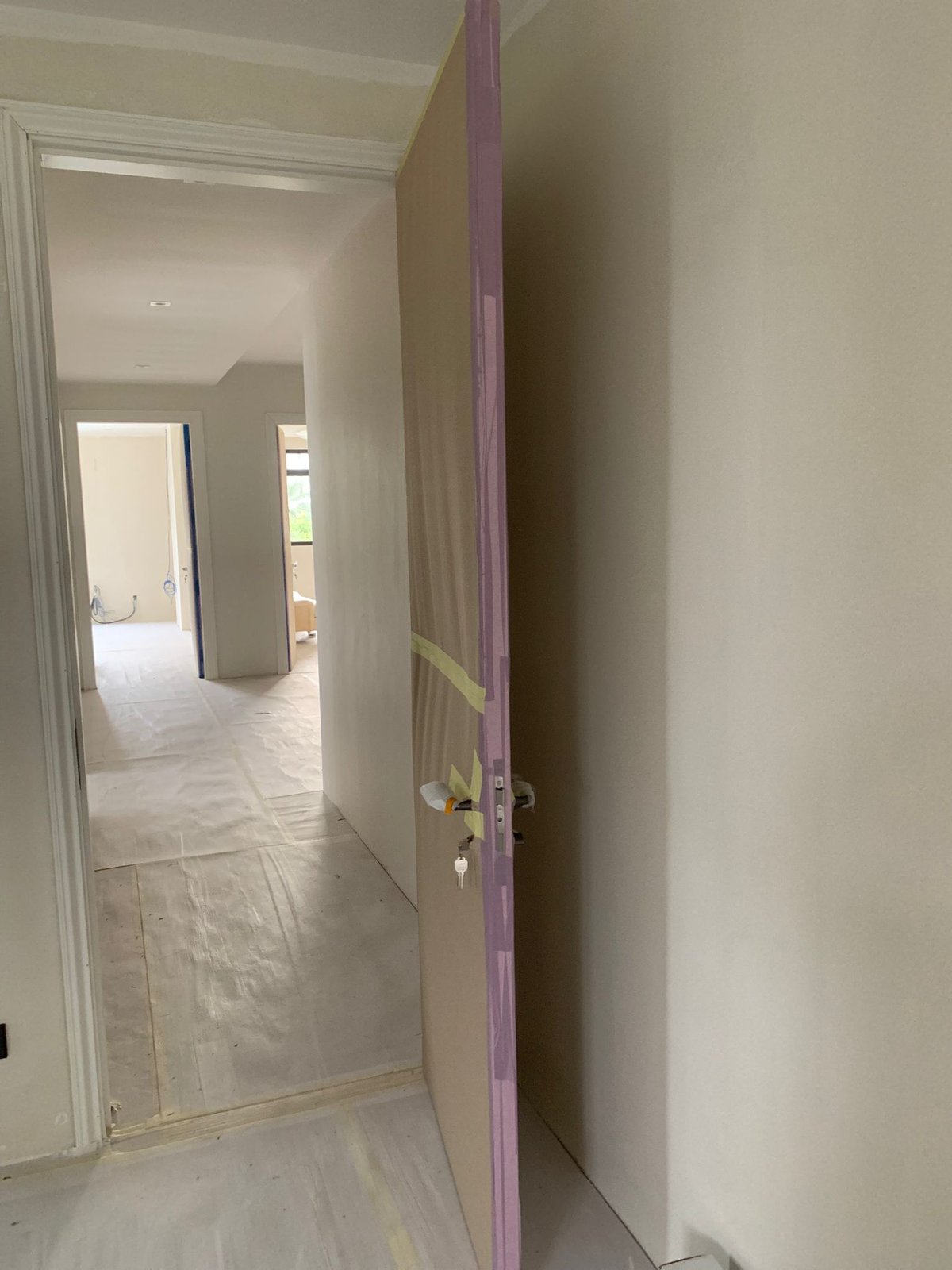 Room-by-Room FF&E Kitting & Staged Delivery in Singapore: Getting Imported Furniture to the Right Unit at the Right Time protected delivery route for imported furniture singapore