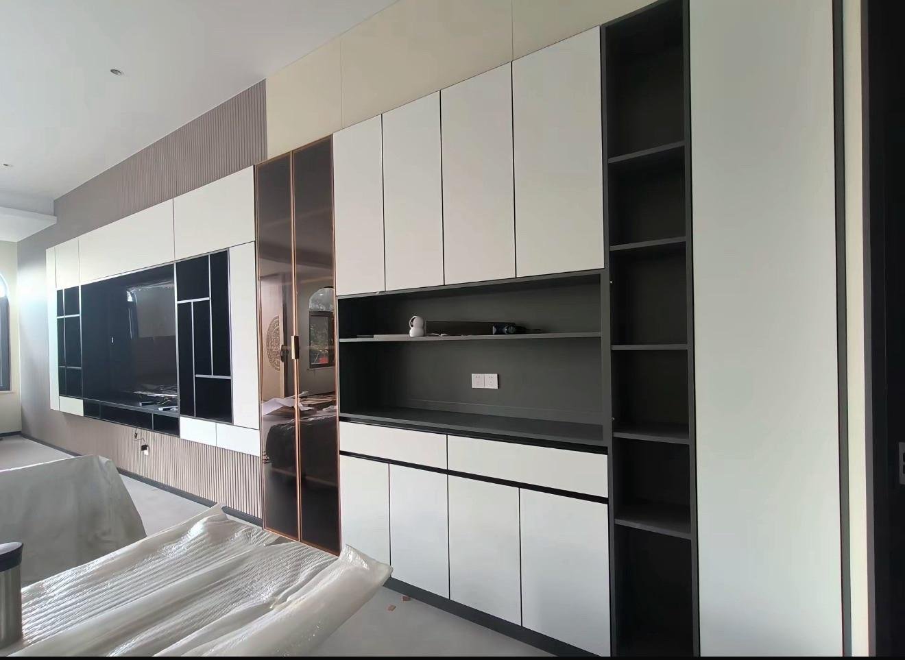 Zoned Handover Control for Installed FF&E in Singapore: Room Status, Trade Access Permits and Staged De-Protection Protected joinery inspection round Singapore