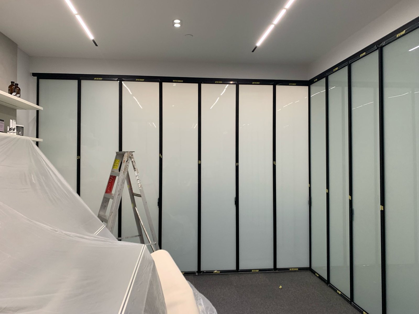 Builder's Works and Fit-Out Execution in Singapore: The Site Scope an Overseas Contractor Cannot Ship protection and separation during works in operational premises singapore